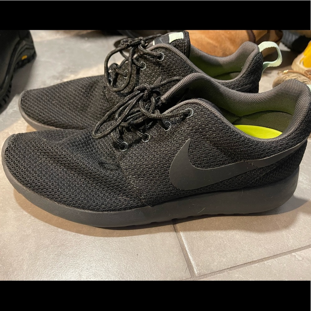 Nike roche black with lime green and teal details. Gently worn.